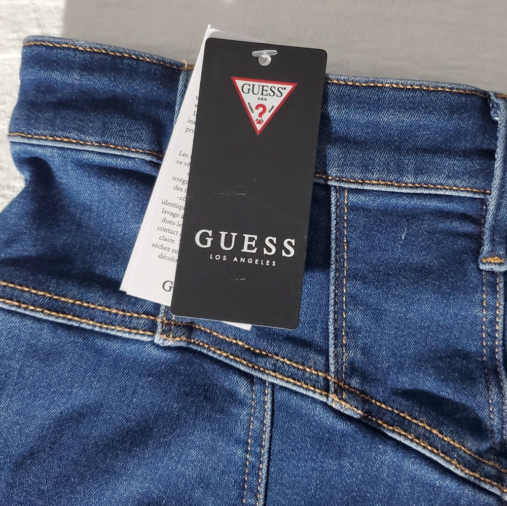 GUESS Jeanologia Retro High Rise V-Yoke Denim Jeans NWT - Picture 6 of 15